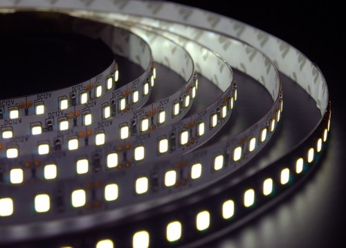 Свечение светодиодной ленты SMD 2835